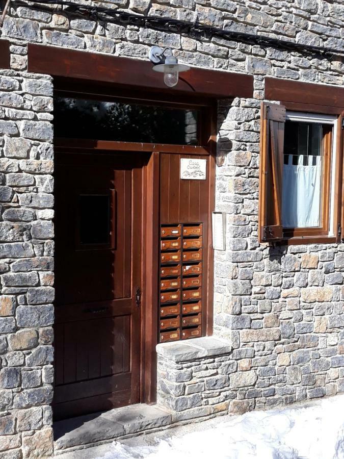 Apartament De La Lali Roni Exterior photo